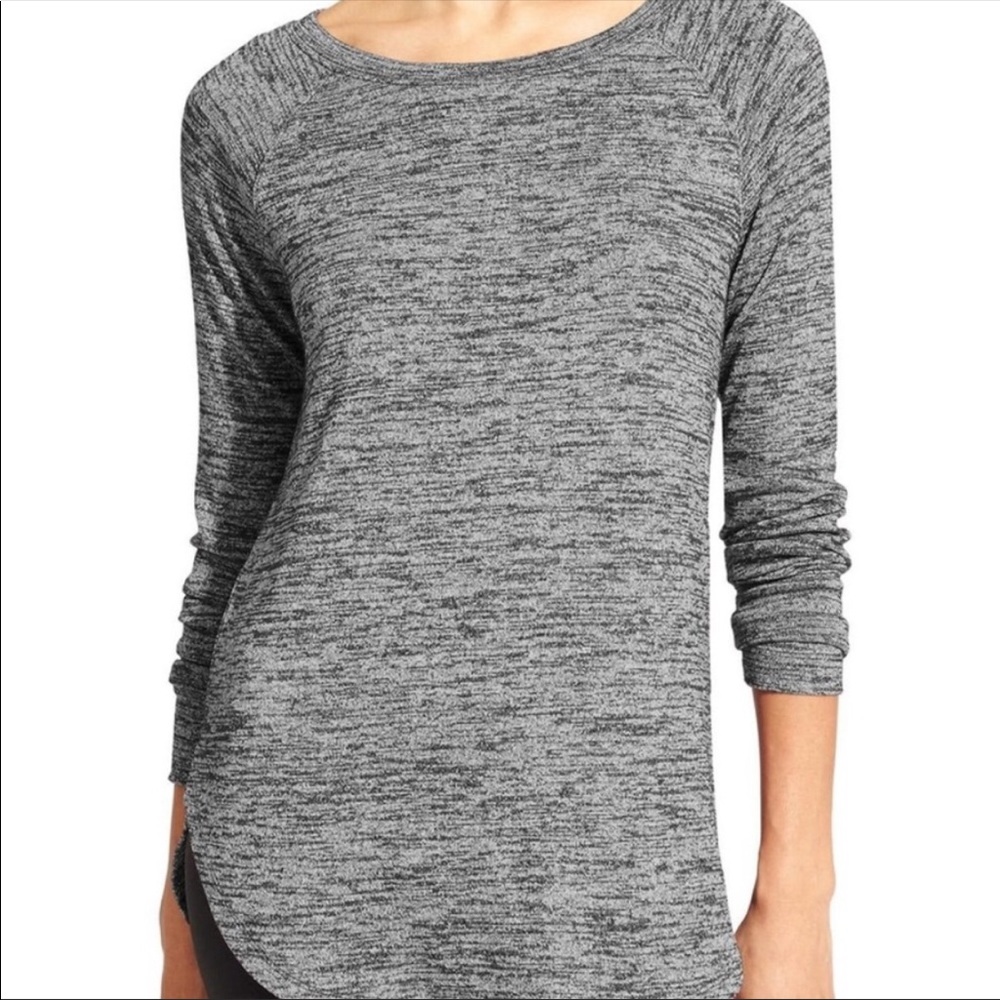 Athleta Shanti Women’s M Medium Silver Metallic Yoga Long Sleeve Knit Top